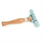 Roller Grooming for Carpet 5 ¾in (152mm) Wooden Handle